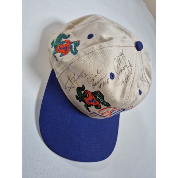 Vintage Florida Gators White Snapback #1 Apparel Signed By Lots Of Players - Picture 2 of 7
